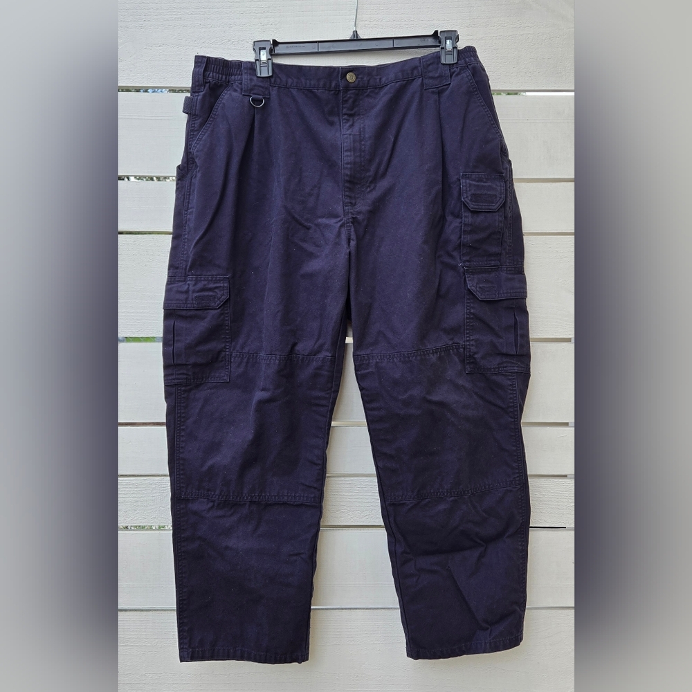 5.11 Tactical Series Mens Black 44x30 Cotton Canvas Cargo Pant Tech